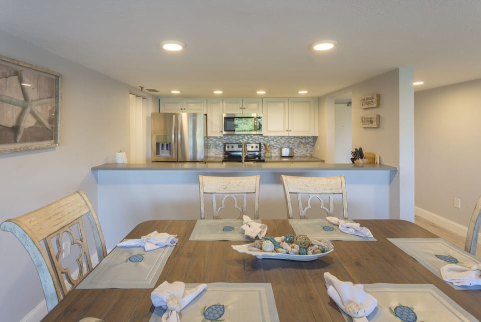 Dining table for six 