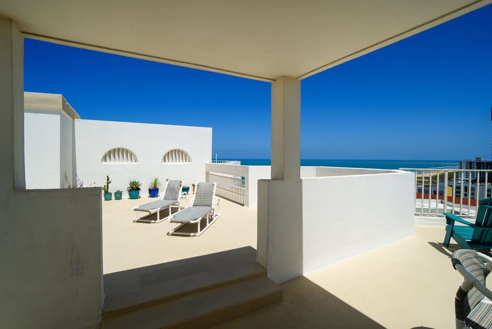 Private rooftop terrace