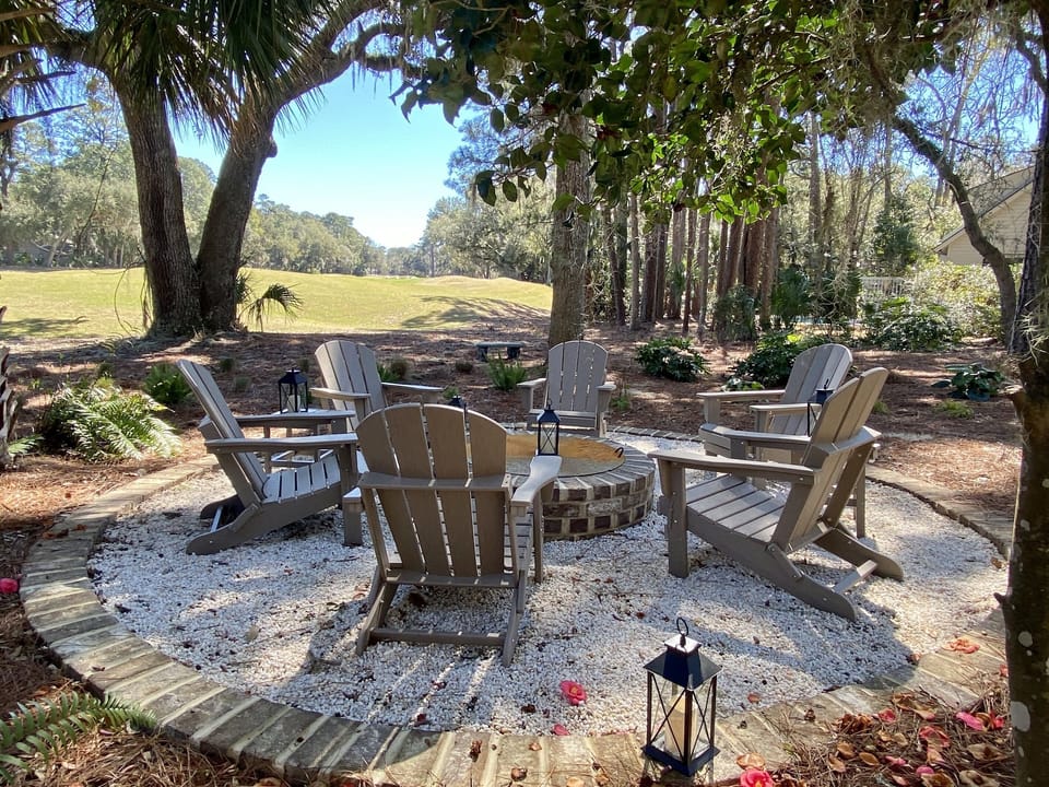 Brand New Wood Burning Firepit Overlooking the Golf Course