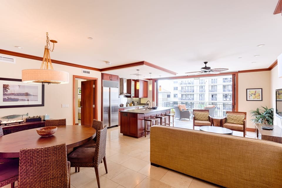 Net living area is 1,484 sq feet!