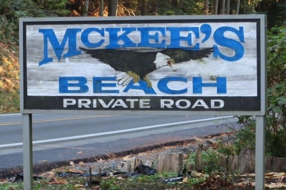 MCKEE'S BEACH Street Sign