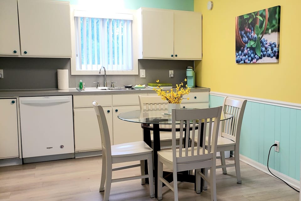 Colorful Cheerful Kitchen