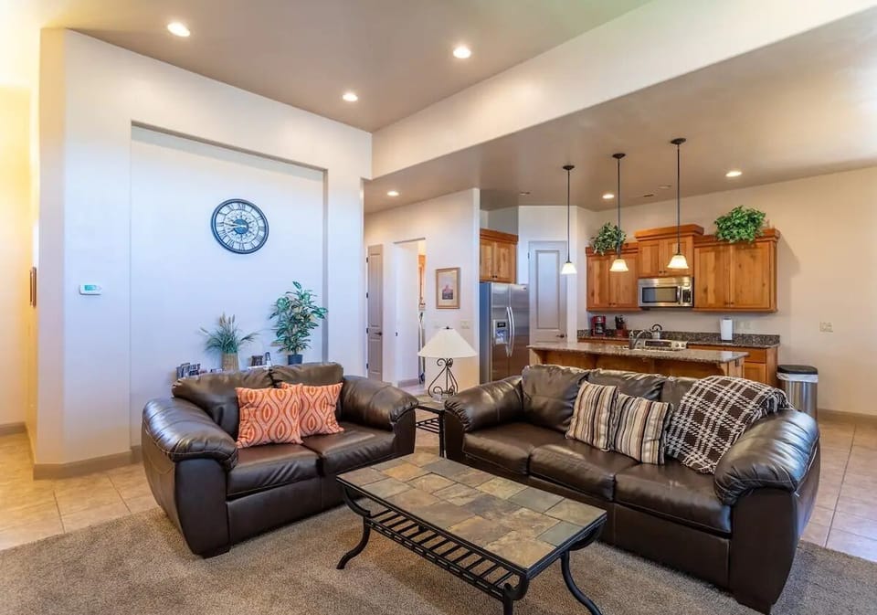 Kitchen & Living Area