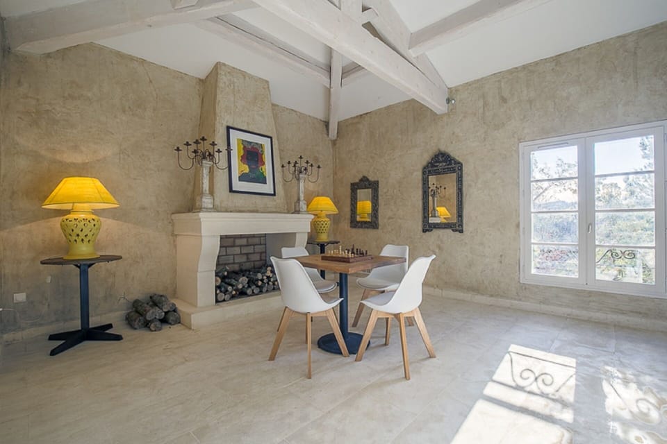 Coin Cheminée et jeux de société