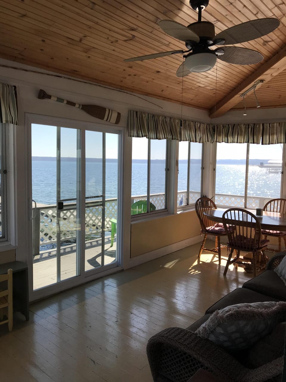 Four season porch