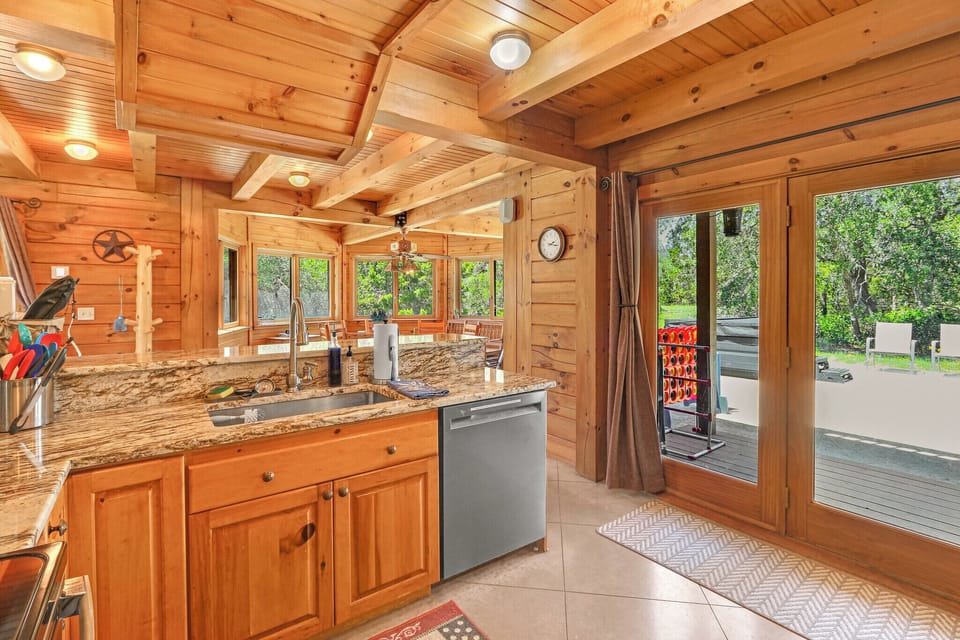 Access to the backyard amenities from the kitchen