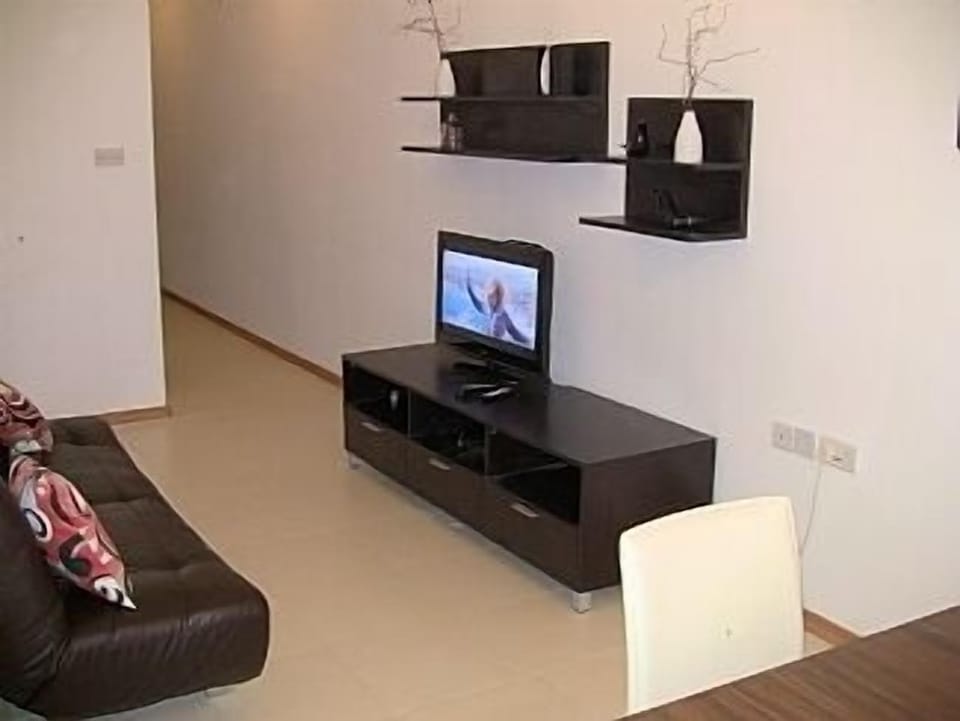 Living and Sofa Bed