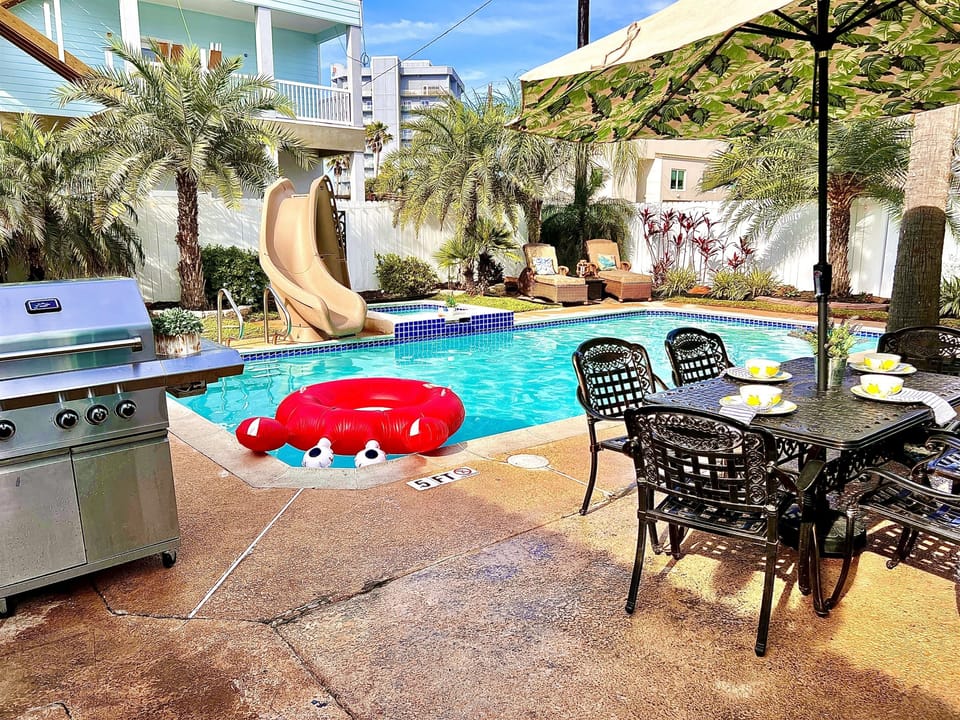 Private backyard oasis