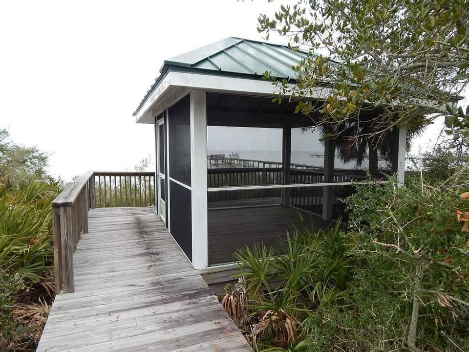 Gazebo on the Bay