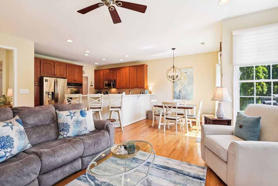 Main Level,Living Area,