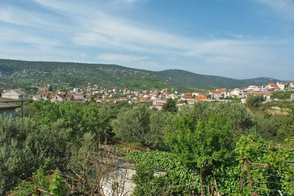 Nearby beaches