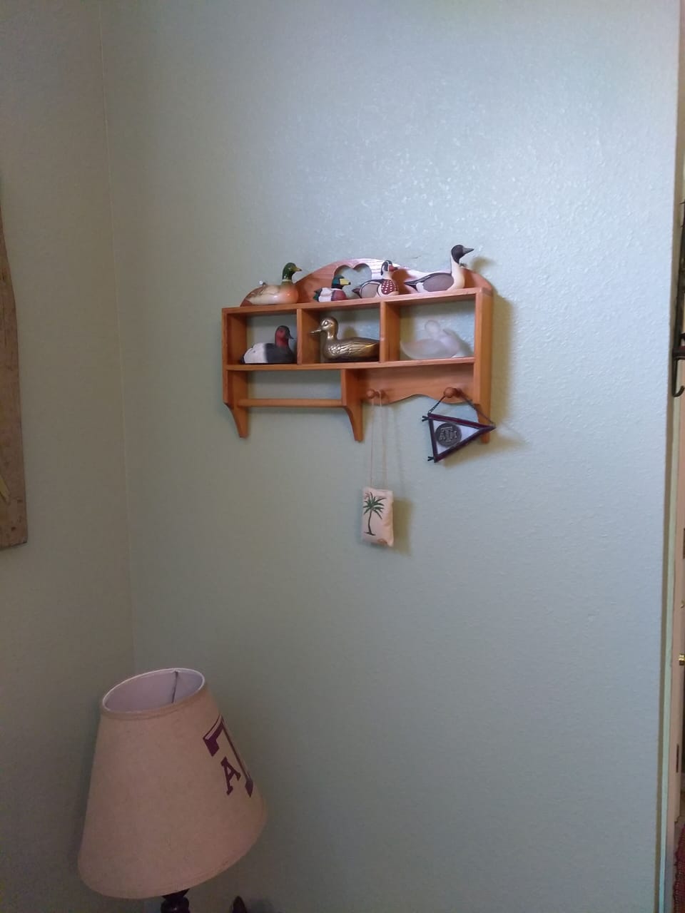 a few more duck items to add to the "duck pond" condo