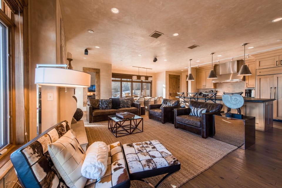 Living room with partial view of the kitchen. 