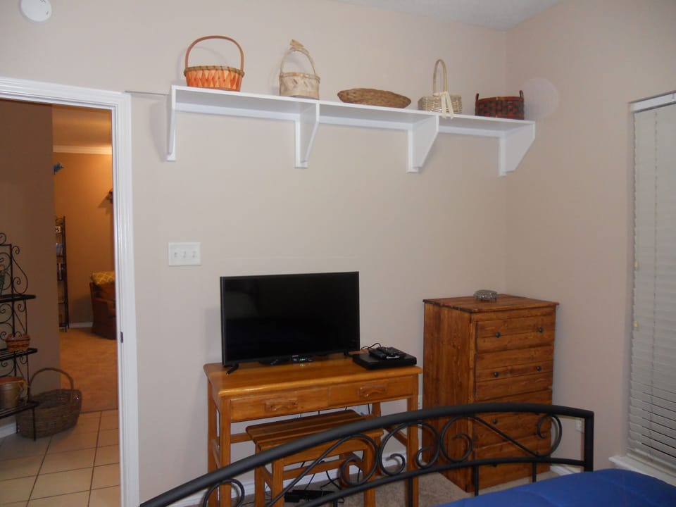 TVs and DVDs in all 3 bedrooms