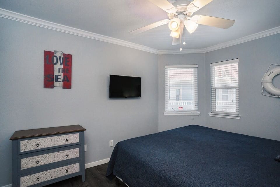 Another view of 2nd bedroom