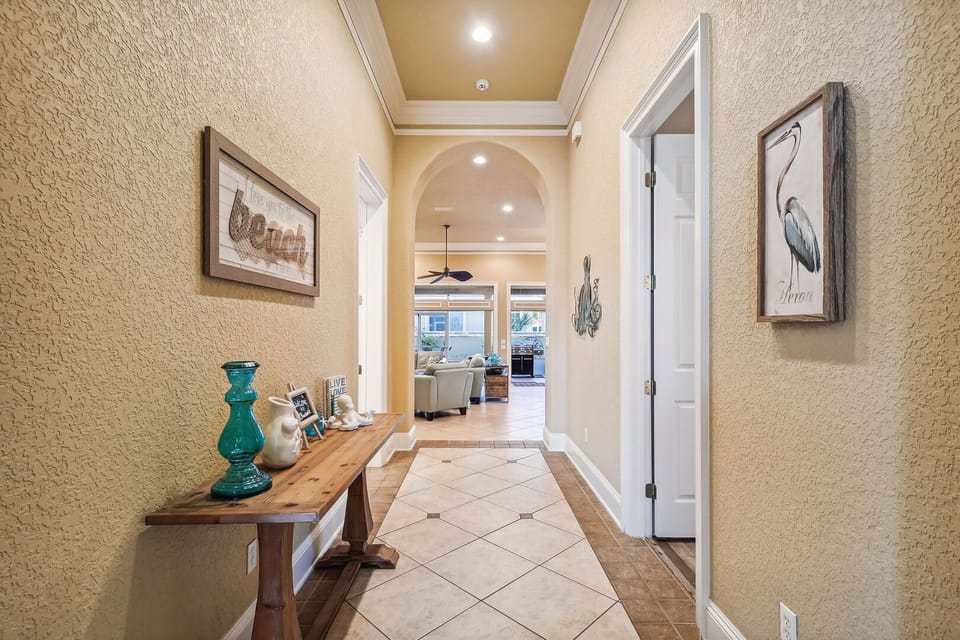 Welcoming entry