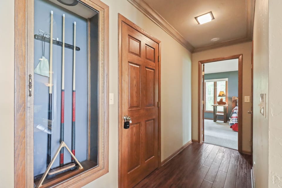 Pool sticks to play a game of pool