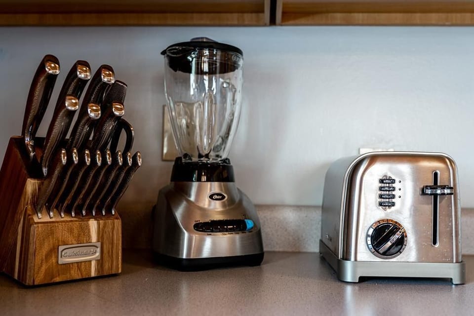 Plenty of cookware available to use.