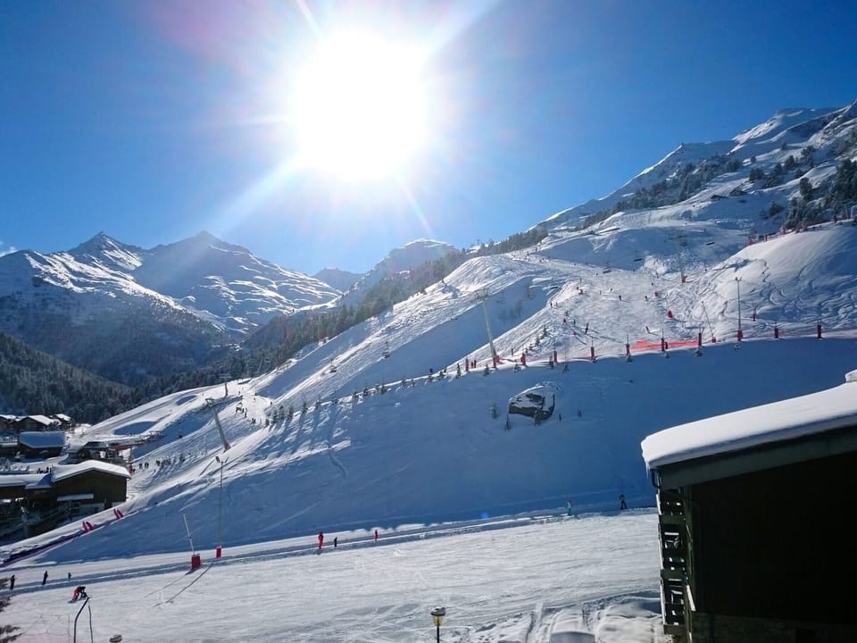 Snow and ski sports