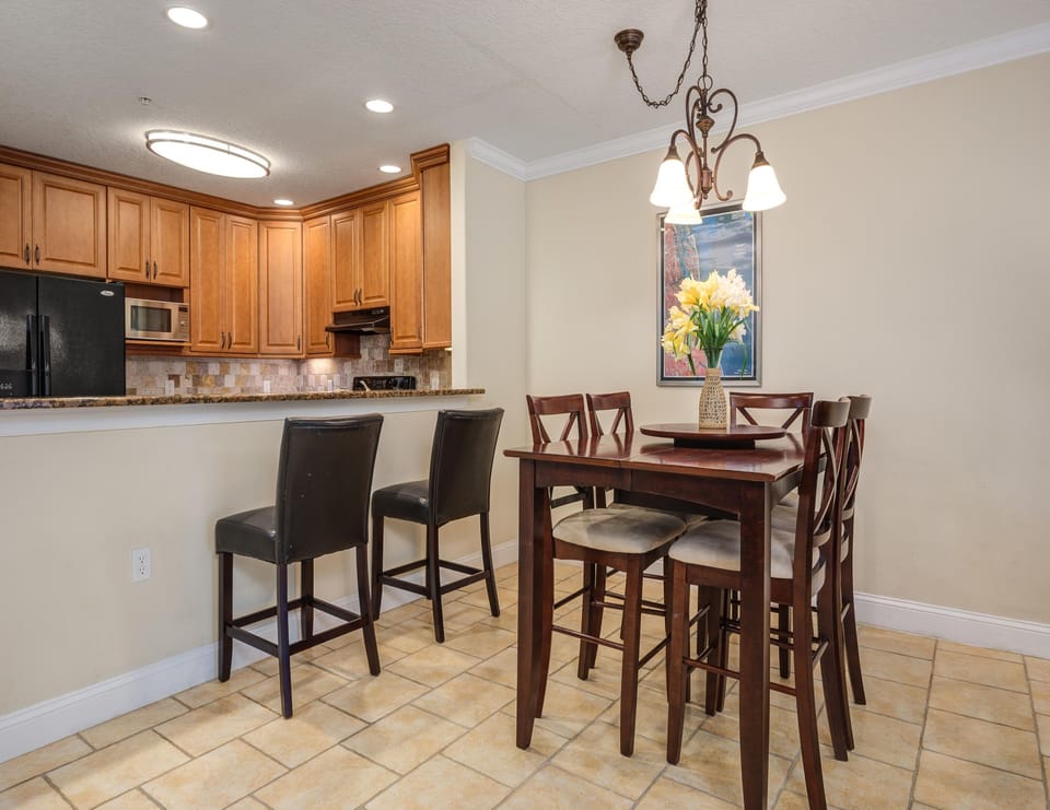 Dining Area + Breakfast Bar