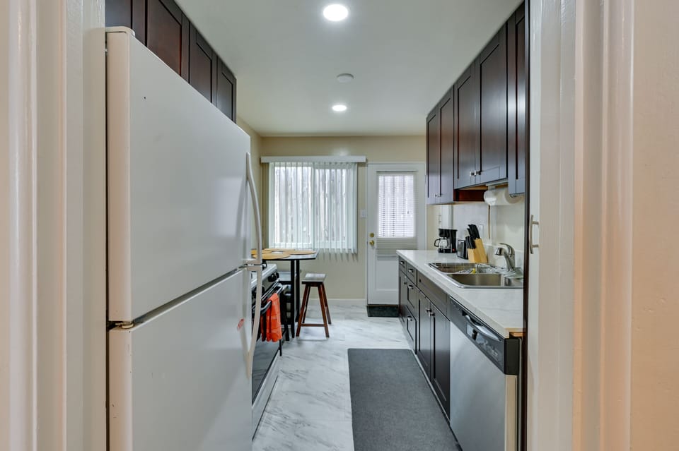 Kitchen | Coffee Maker | Dishwasher