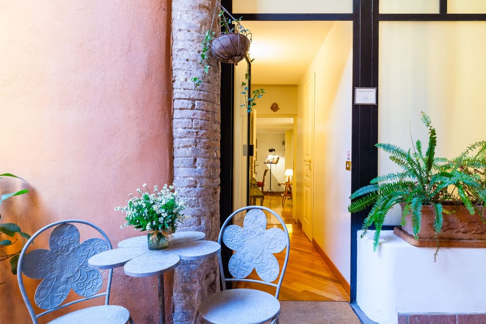 Outdoor courtyard -
 View of the entrance