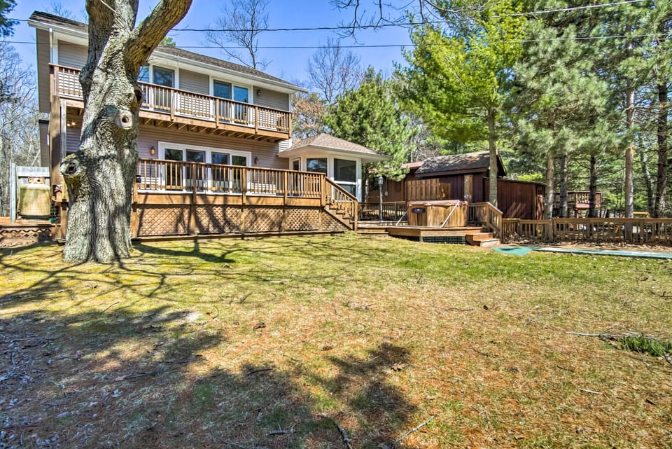 Mears Vacation Rental | 5BR | 3.5BR | 2,918 Sq Ft | Stairs Required