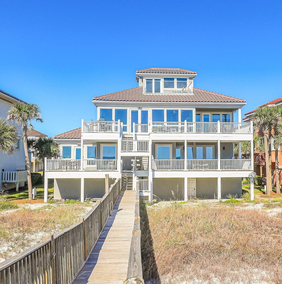 Multiple decks with ample seating to enjoy view of the Gulf