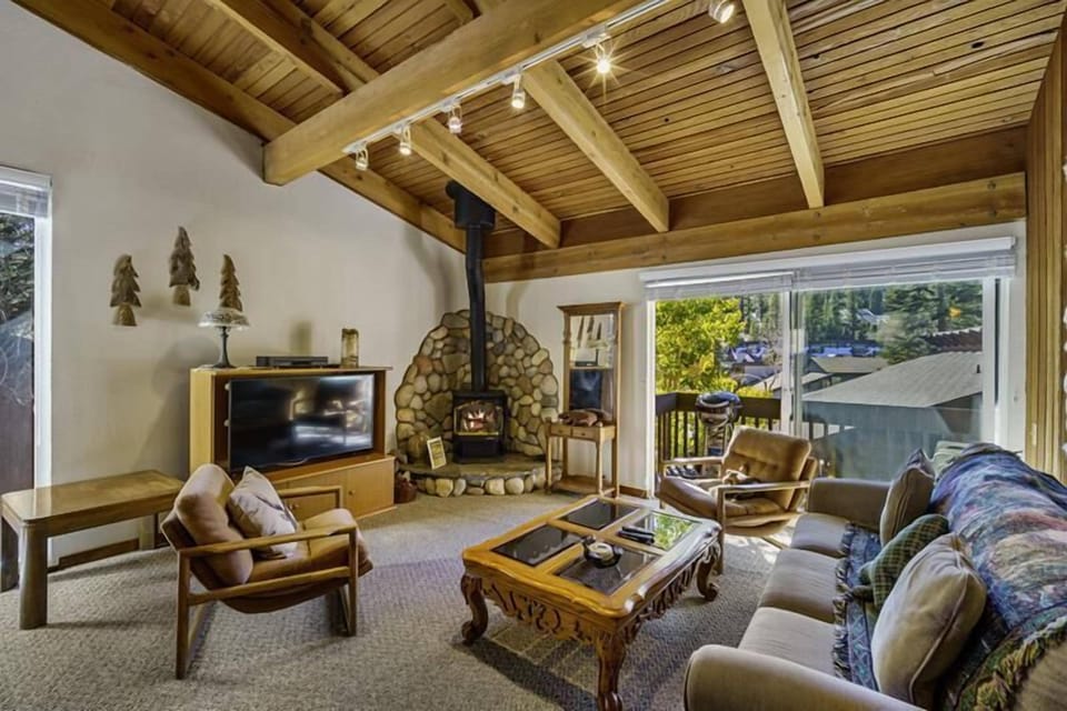 Mammoth West, Unit 108; 2 bedroom, 2 bathroom