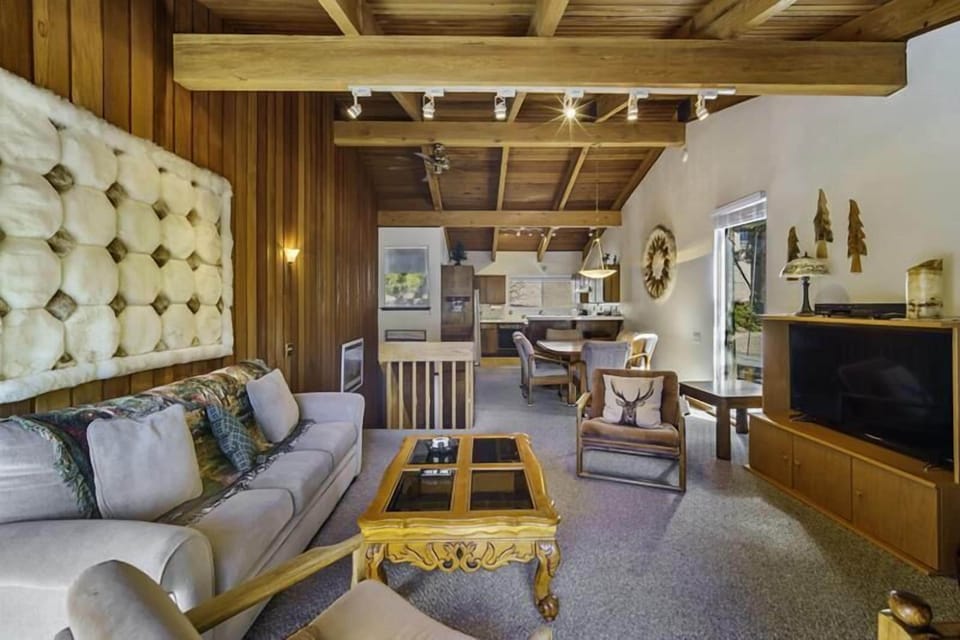 Open floor plan keeps you all together on vacation