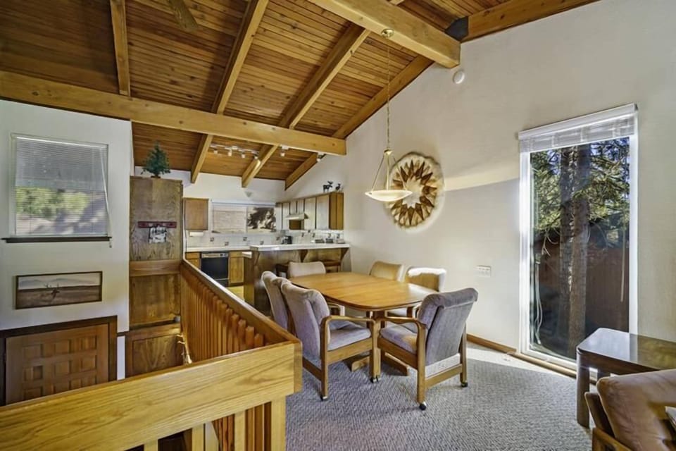 Easy serving to dining table from this open space