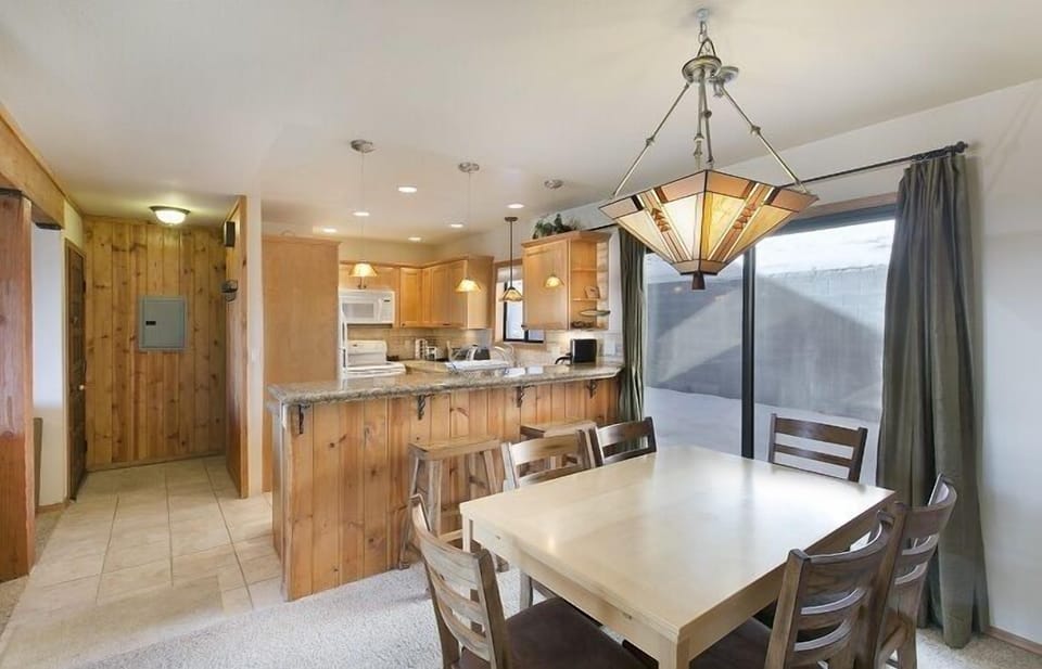 Open floor plan keeps you all together on vacation