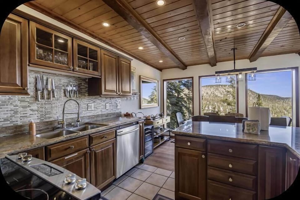 Stainless appliances and beautifully done counters