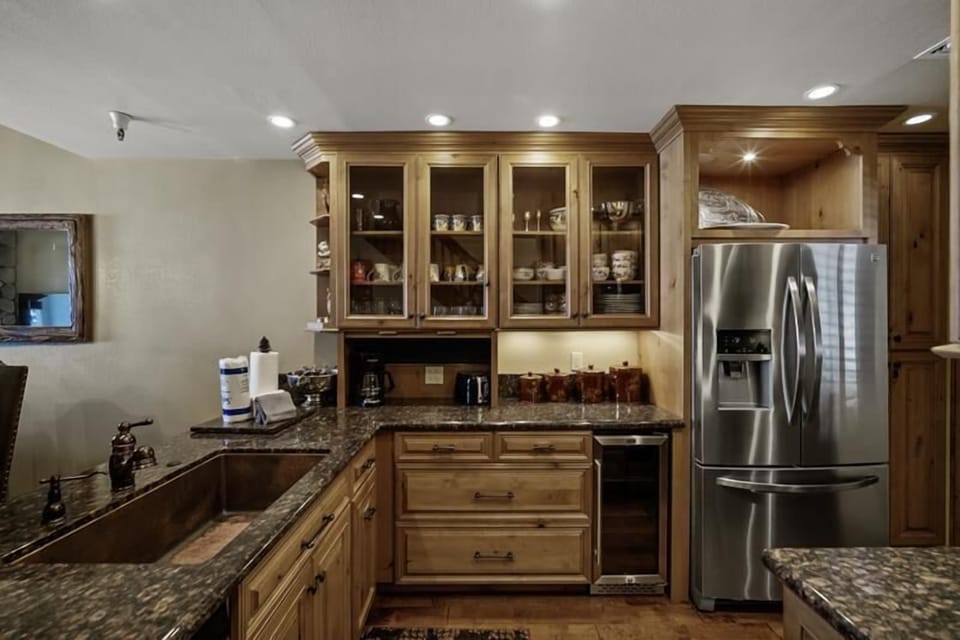 Recessed lighting, and updated appliances.