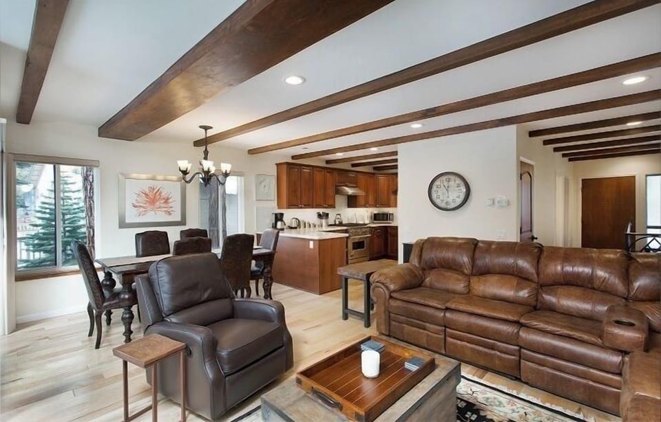 Open floor plan keeps you all together on vacation