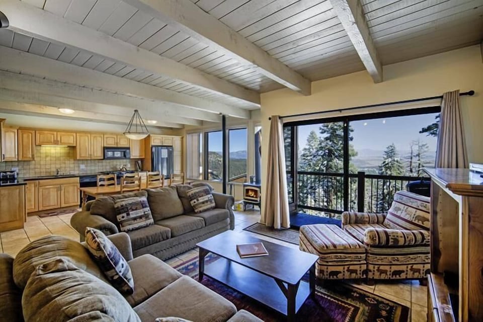 A view from every seat in the room