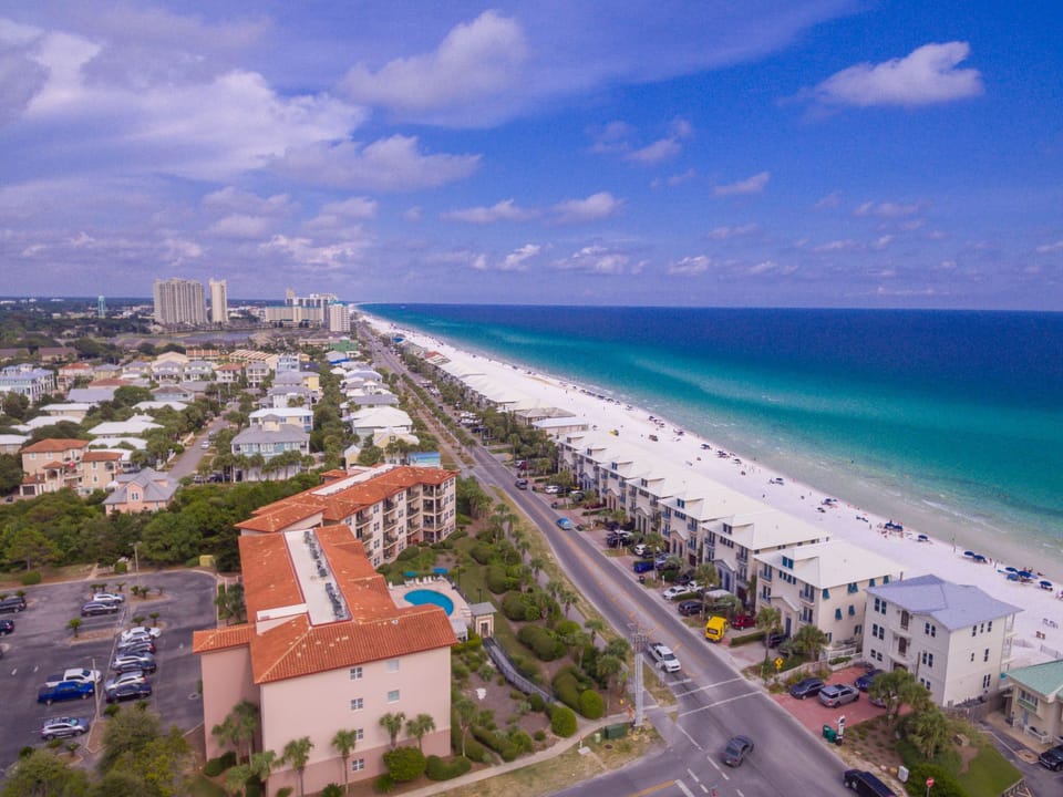 Emerald Waters Aerial View - Bird's eye view of Emerald Waters and the beautiful Emerald Coast!