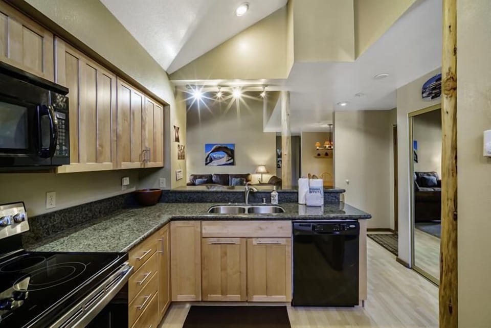 Beautifully renovated kitchen counters, cabinets.