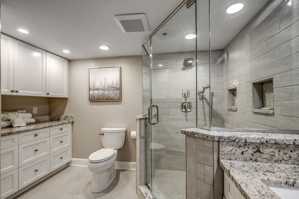 Primary ensuite bathroom