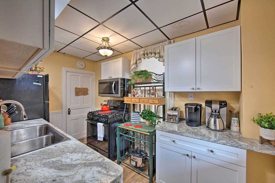 Kitchen | Cooking Basics | Keurig | Paper Towels/Trash Bags | 1st Floor