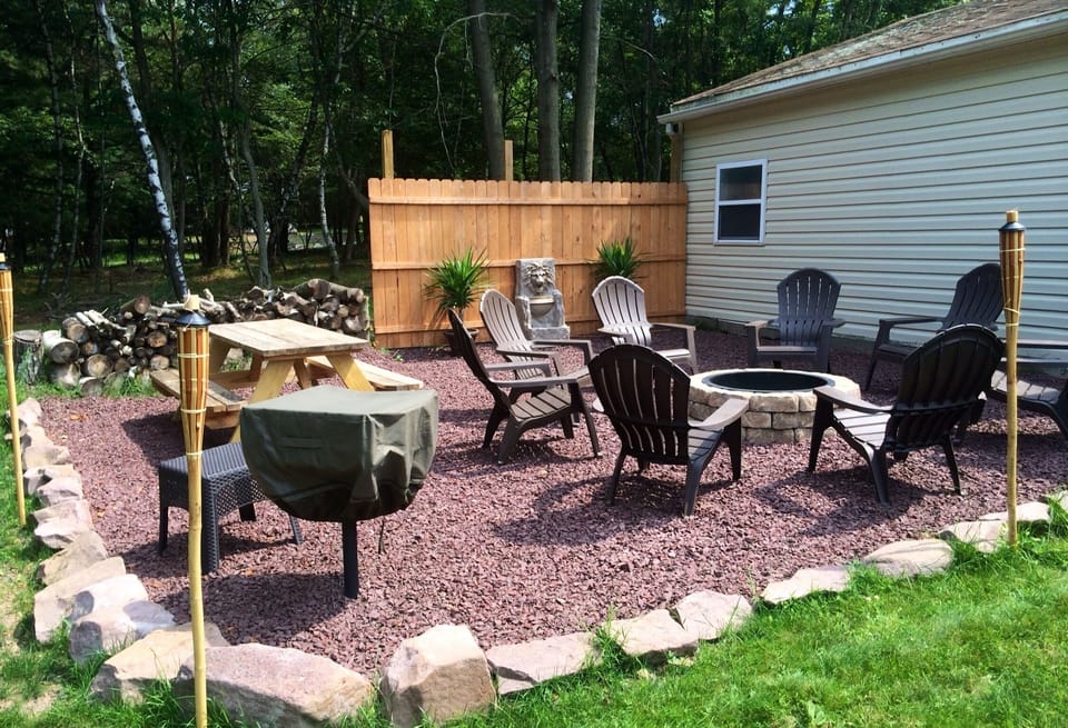 Fire Pit with Charcoal Grill and Picnic Table 