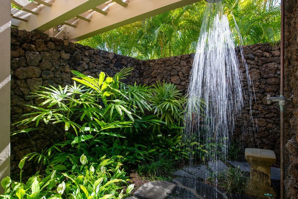 Primary Suite - Outdoor Shower Garden 