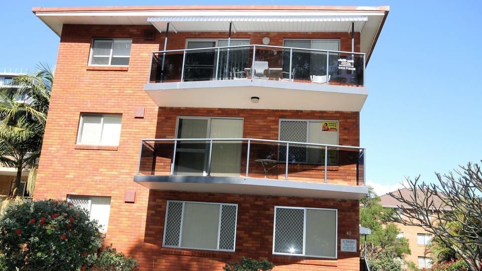 Top floor of retro block