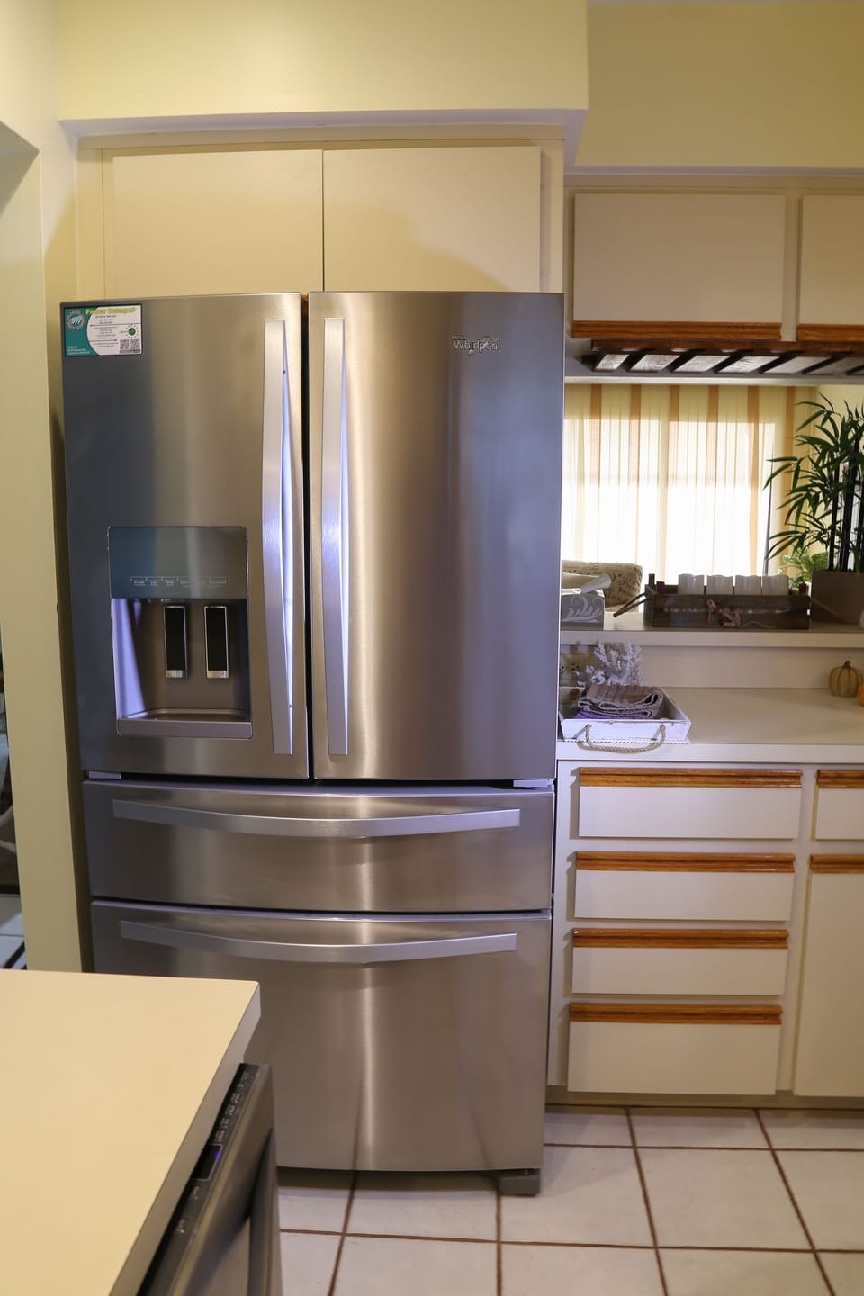 2nd floor refrigerator in kitchen