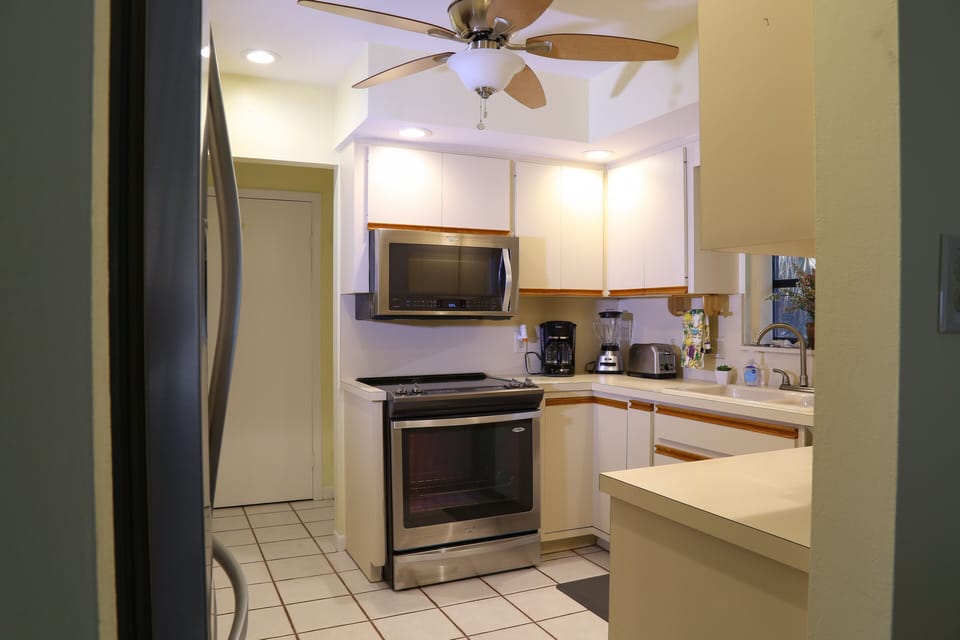 2nd floor  kitchen