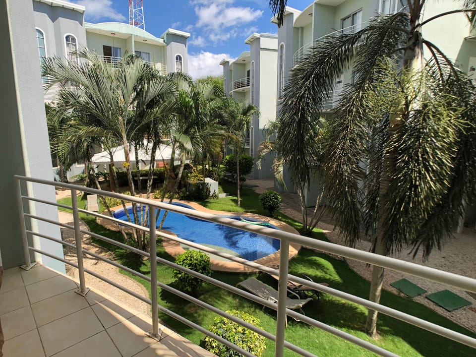 view of courtyard and pool 