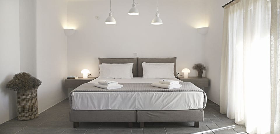 Cool luxury: minimalist design, premium latex mattress, top quality fabrics