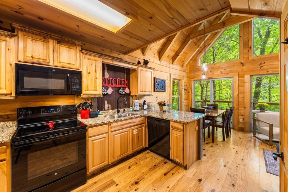 Fully equipped kitchen