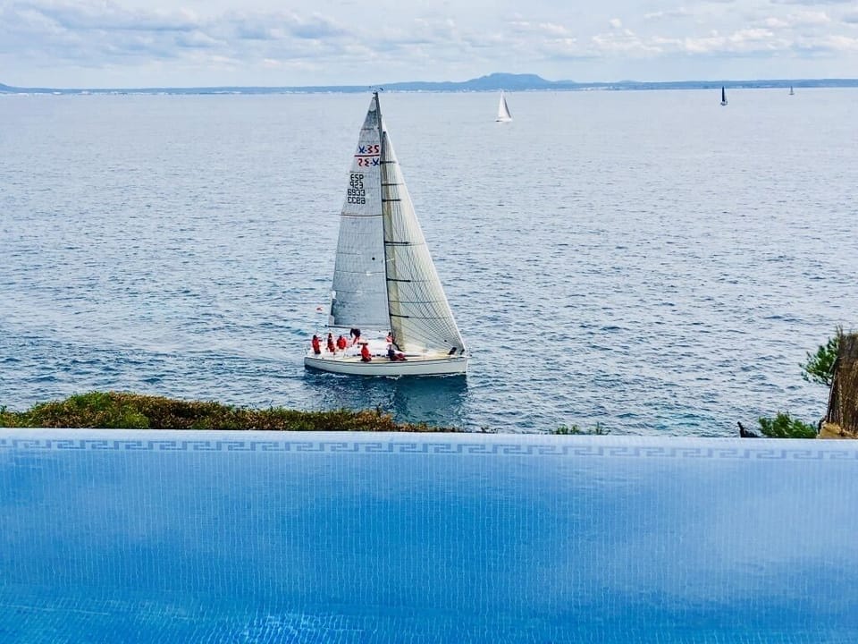 Yacht visiting!
