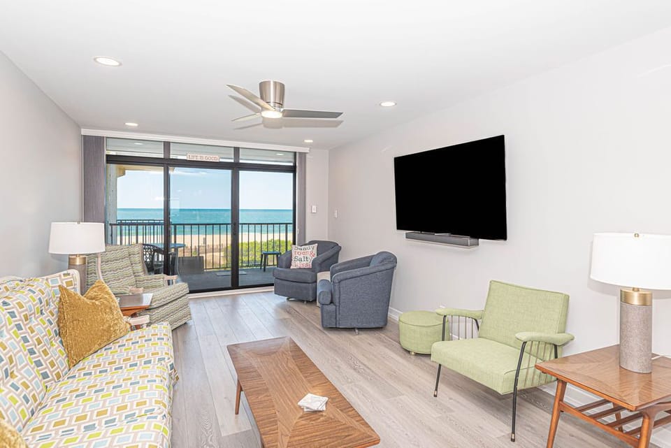 LIVING-AREA